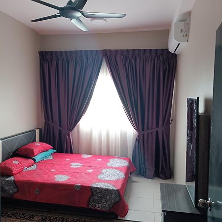 Aisy Homestay Putrajaya Cyberjaya Klia Kampung Dengkil Exterior foto
